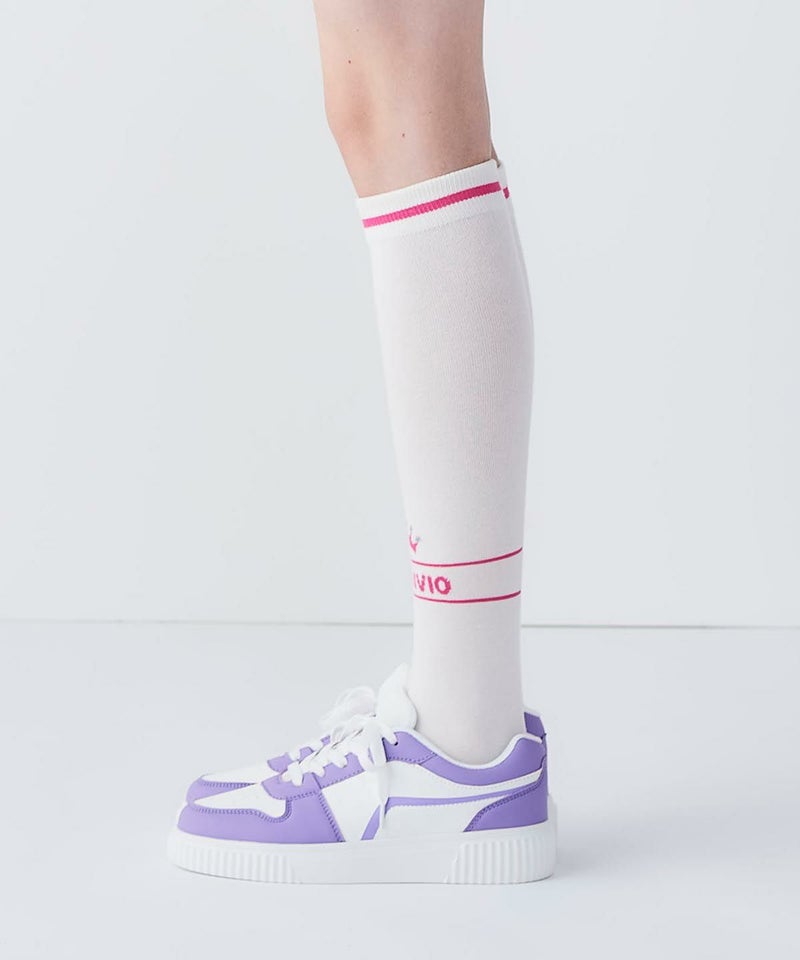 モデル着用画像（ホワイト×ピンク）