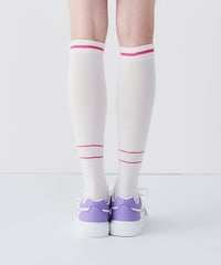 モデル着用画像（ホワイト×ピンク）