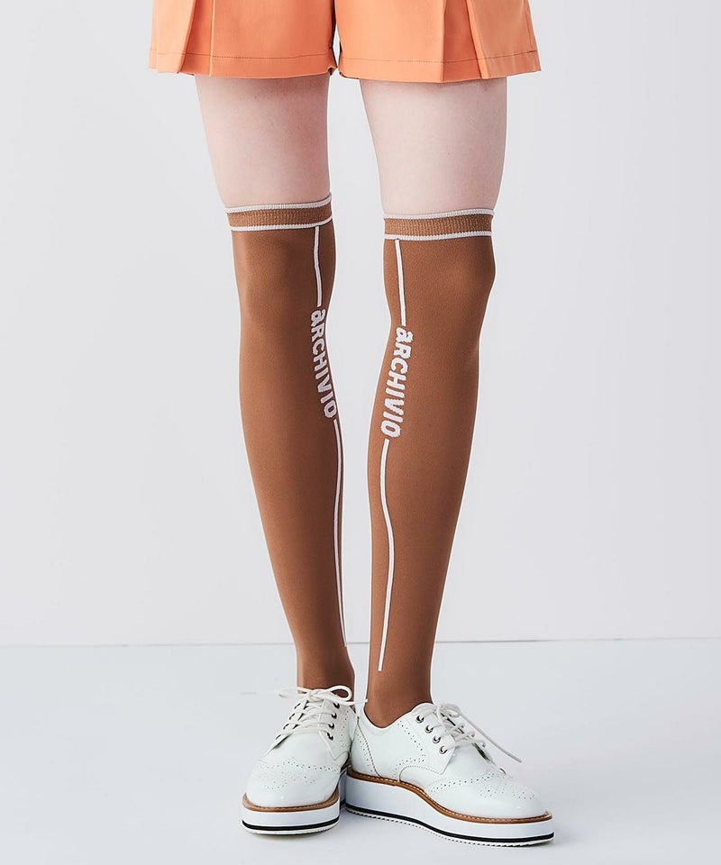 モデル着用画像（ブラウン）