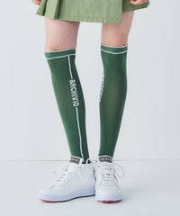 モデル着用画像（カーキ）