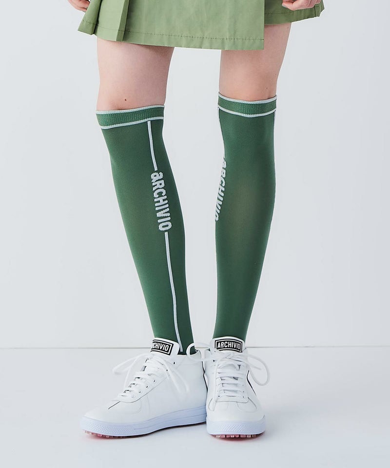 モデル着用画像（カーキ）