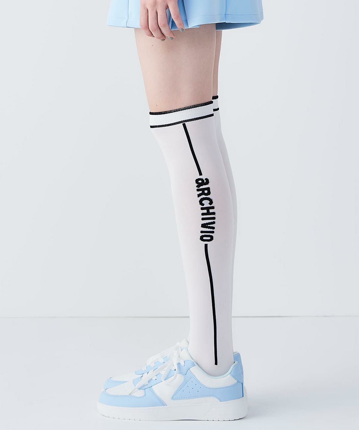 モデル着用画像（ホワイト）