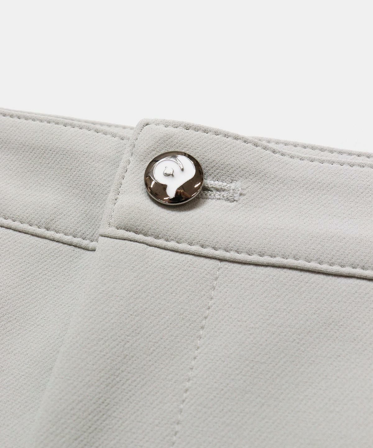 ウエストボタン部分（ライトグレー）