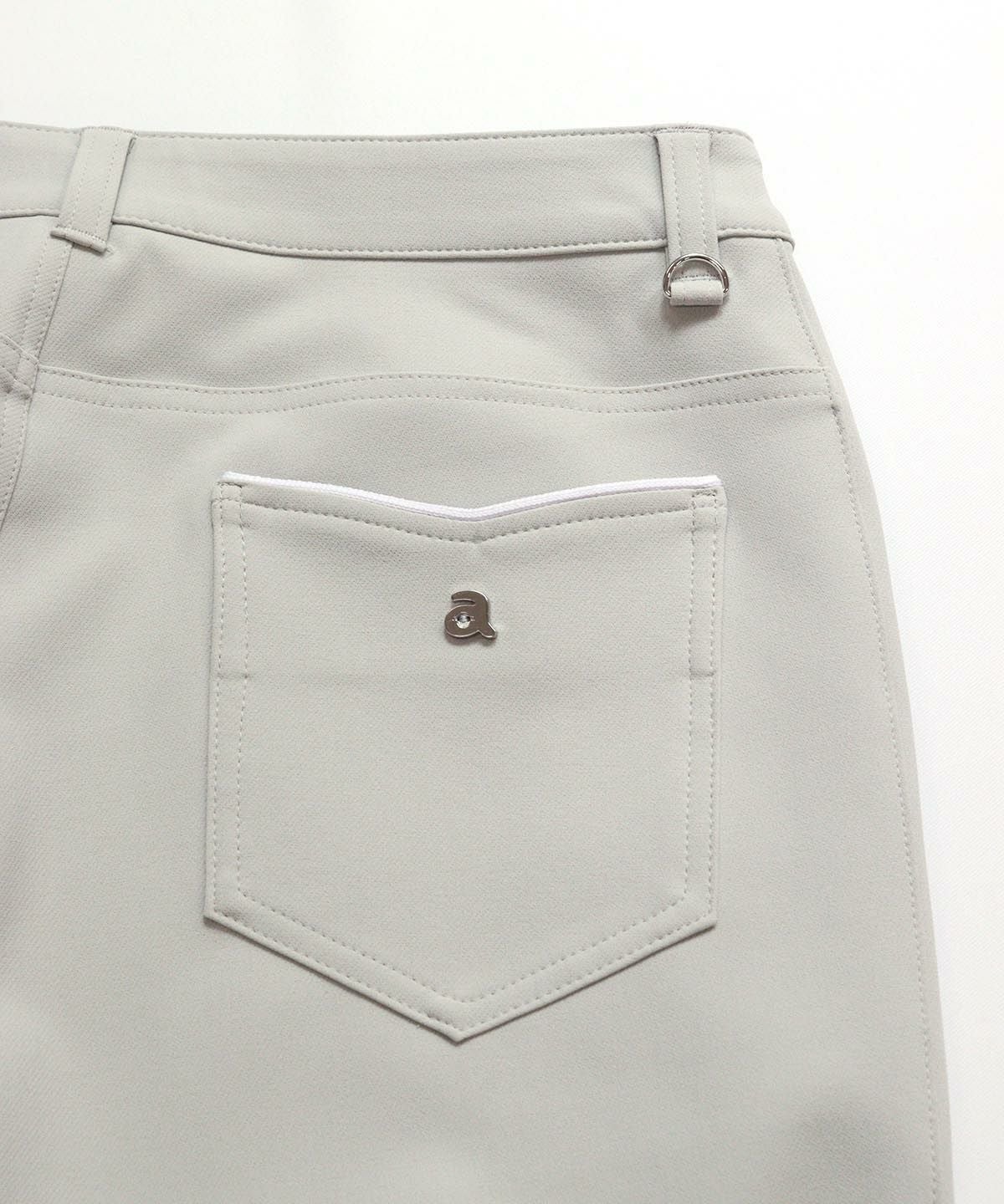 後ポケット部分（ライトグレー）