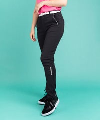 モデル着用画像（ブラック）