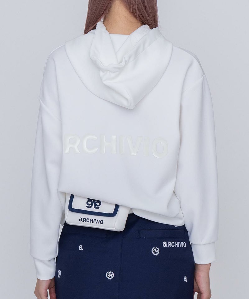 モデル着用画像（ホワイト）