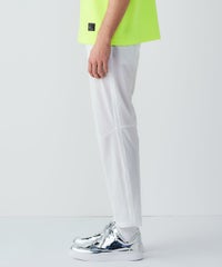 モデル着用画像(ホワイト)