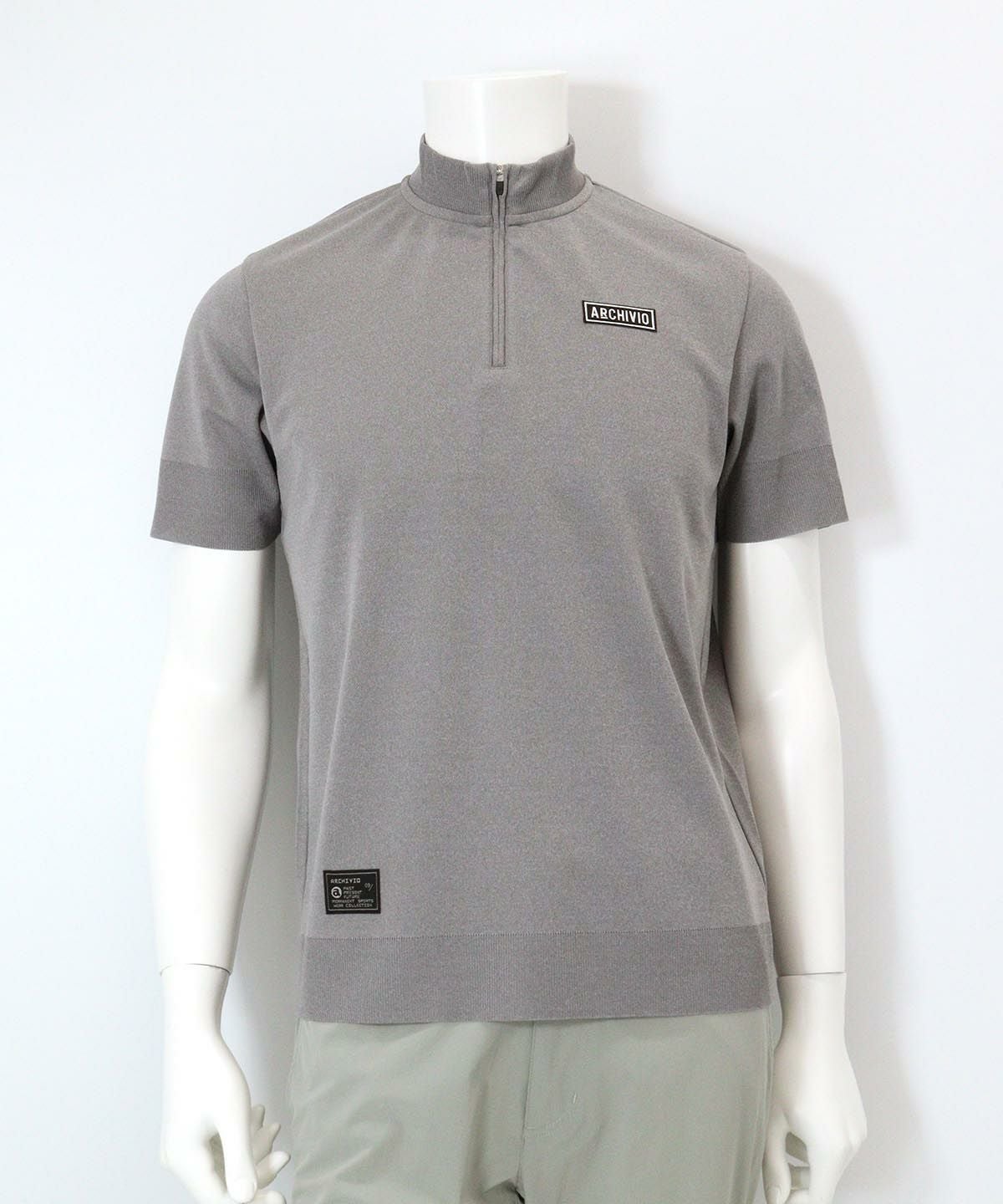 【メンズ】ハーフジップワッペンプルオーバー（ライトグレー）