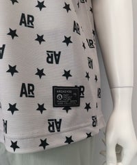 裾ロゴデザイン部分（ライトグレー）