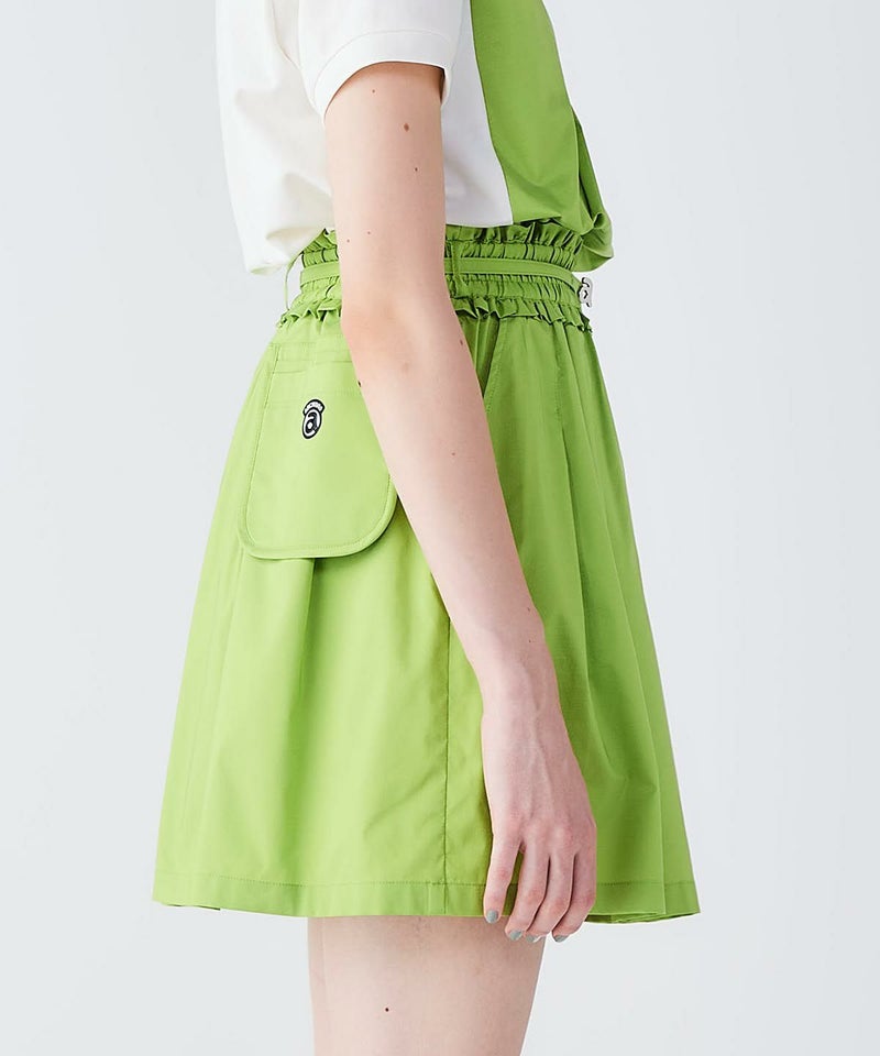 モデル着用画像（ライトグリーン）