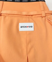 ブランドロゴ部分（オレンジ）