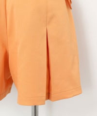 タック部分（オレンジ）