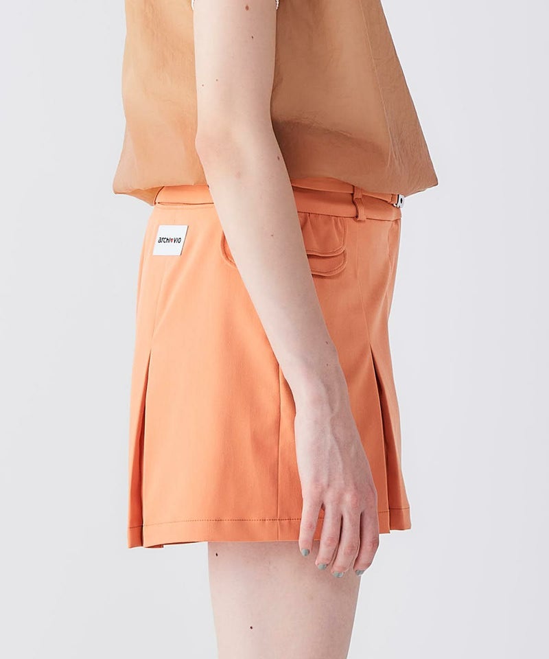 モデル着用画像（オレンジ）