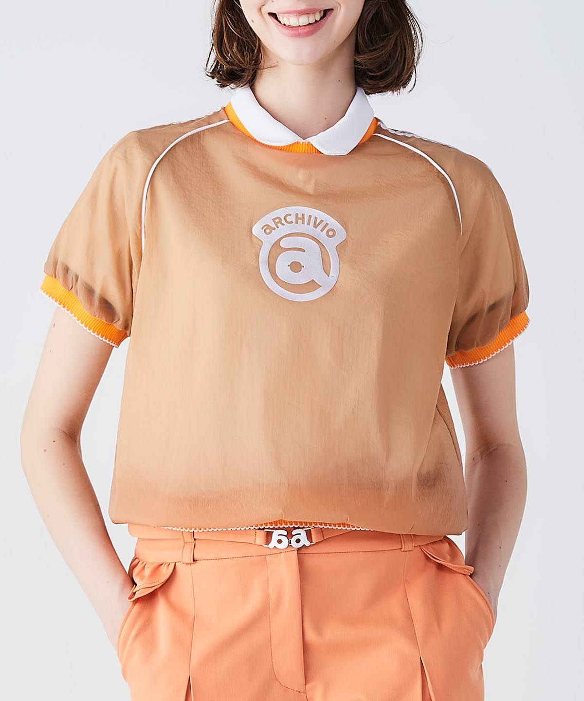 モデル着用画像（キャメル）