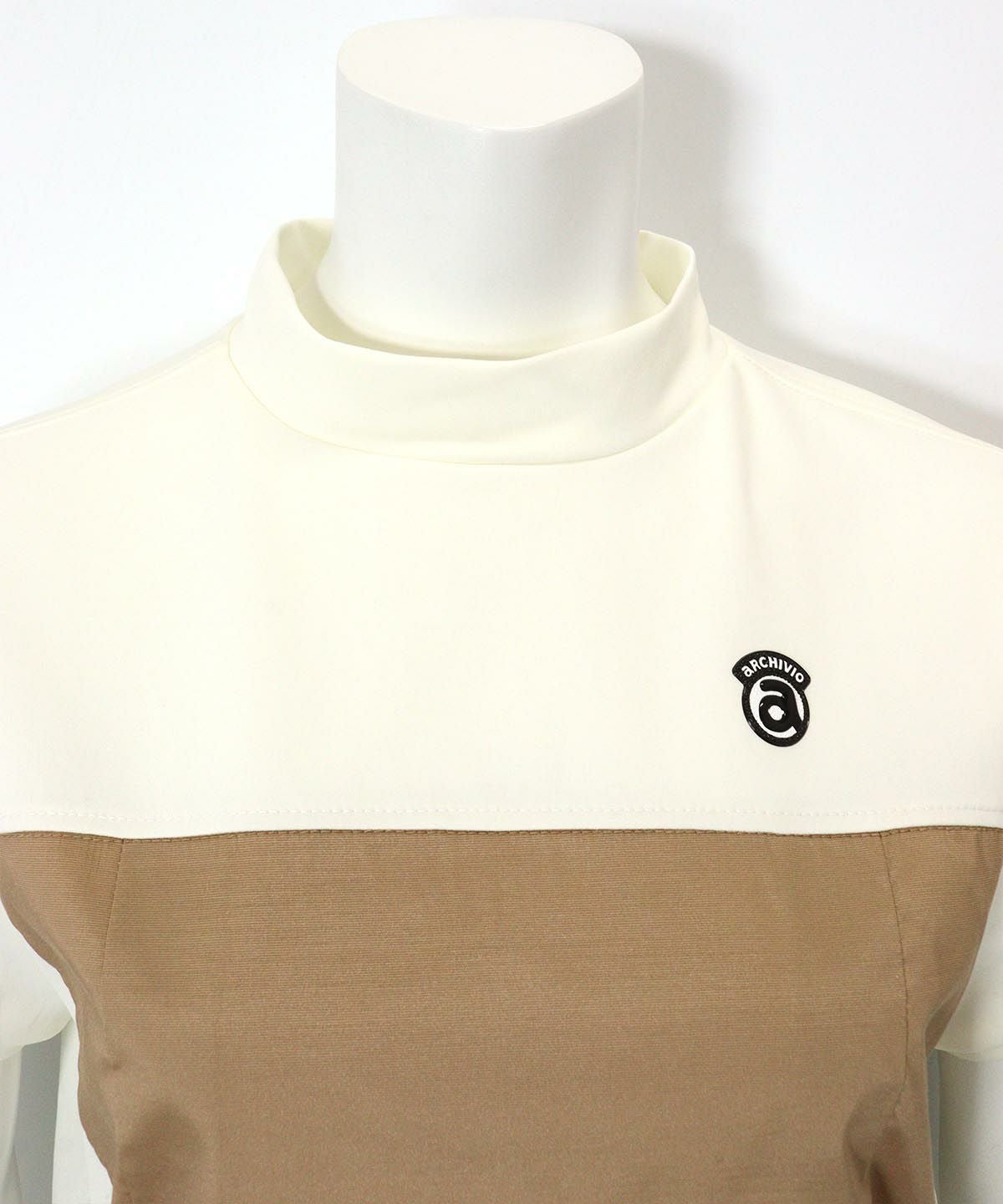 首元部分（ホワイト×ベージュ）