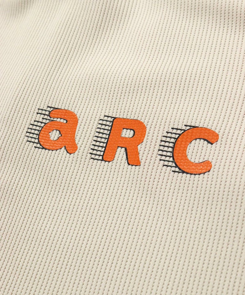 胸元デザイン部分（ベージュ）