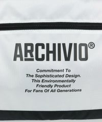 ロゴデザイン部分（ホワイト）