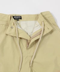 ファスナー部分アップ(ベージュ)