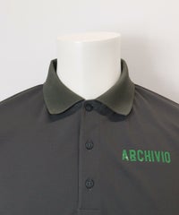 襟部分（グレー）