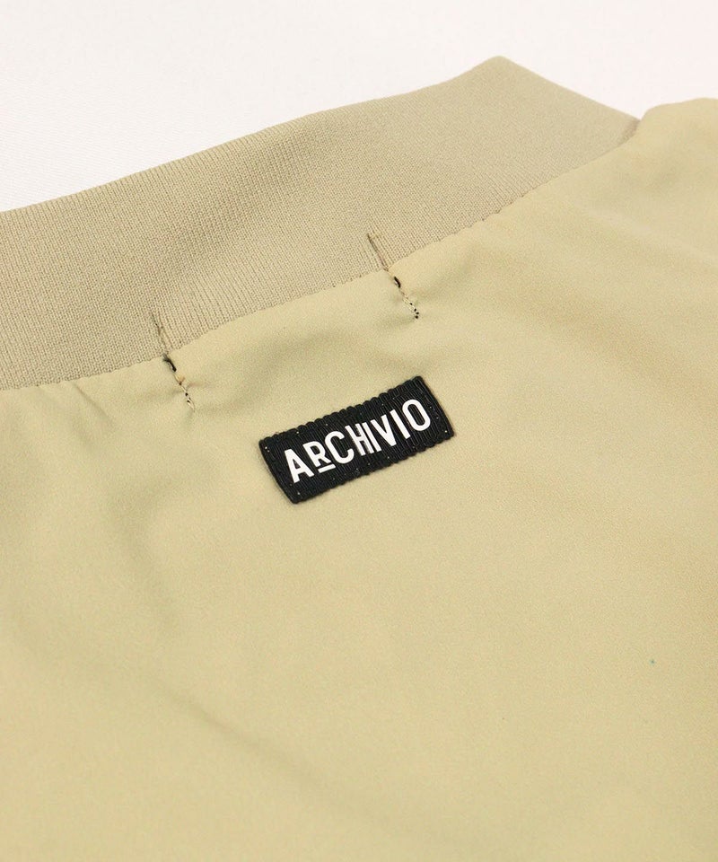 首元後ろロゴ(ベージュ)