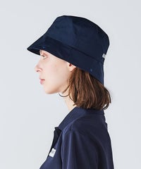 モデル着用画像（ネイビー）