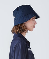 モデル着用画像（ネイビー）