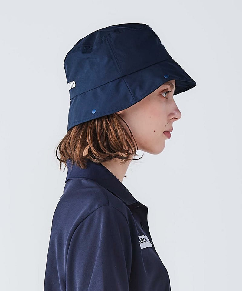 モデル着用画像（ネイビー）