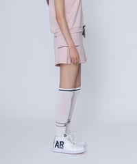 モデル着用画像（ライトオレンジ）