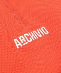 胸元ロゴアップ(オレンジ)