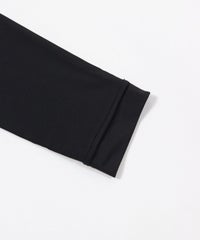 袖口部分（ブラック）