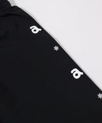 ロゴデザイン部分（ブラック）