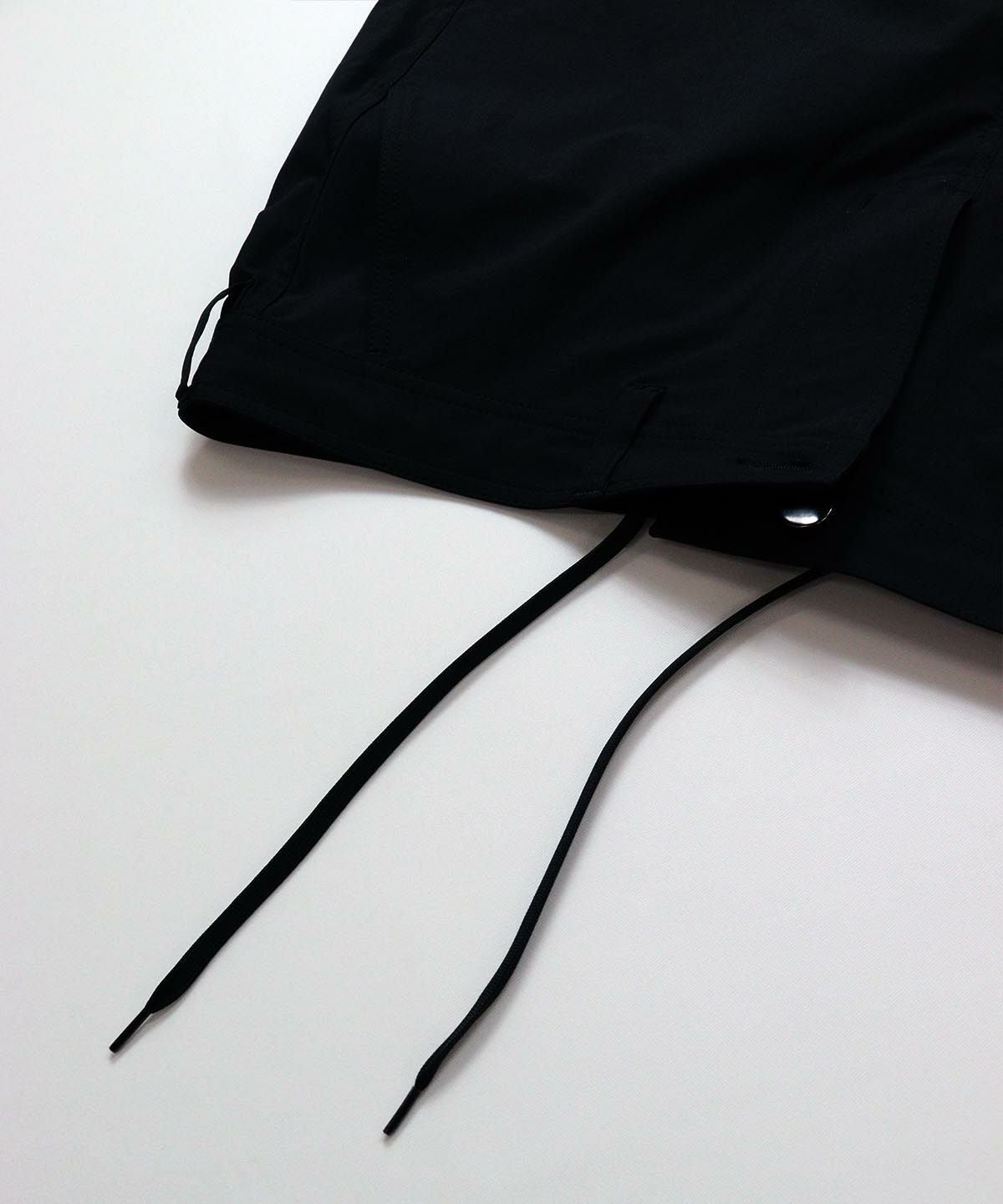 ウエスト部分アップ(ブラック)