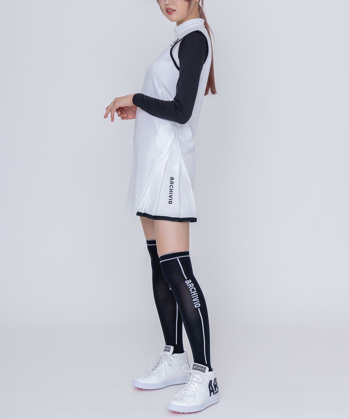 モデル着用画像（ホワイト）