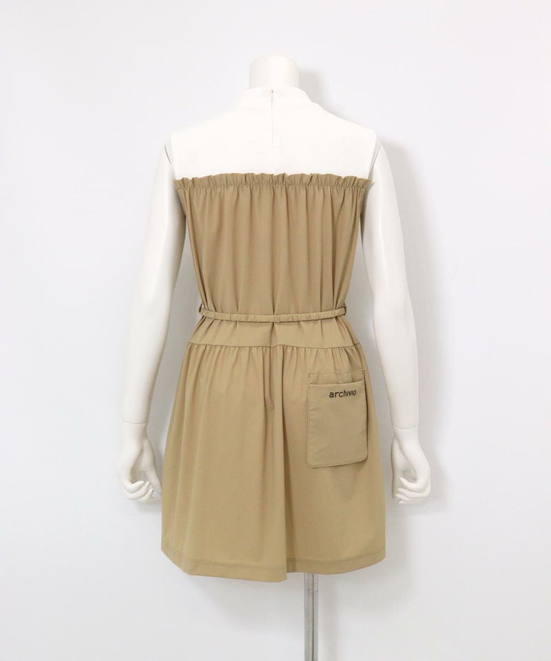 レイヤード風ギャザーワンピース後（ベージュ）