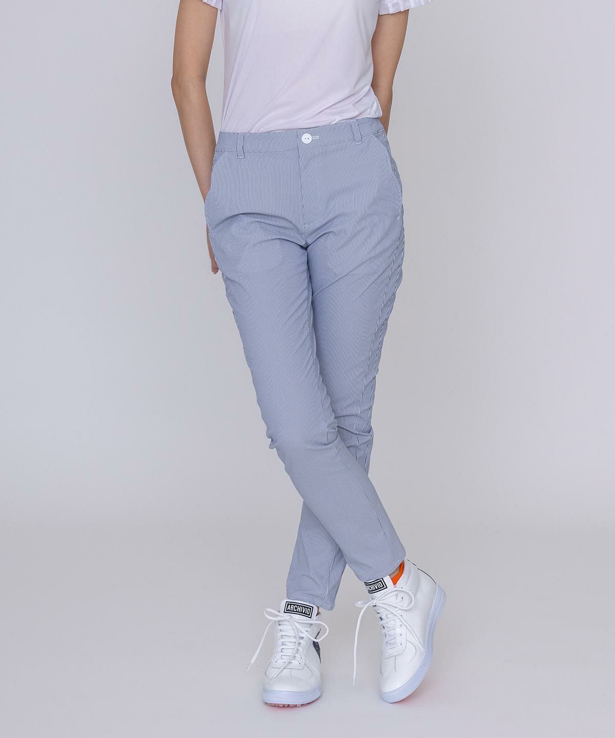 モデル着用画像（ネイビー）