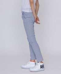 モデル着用画像（ネイビー）