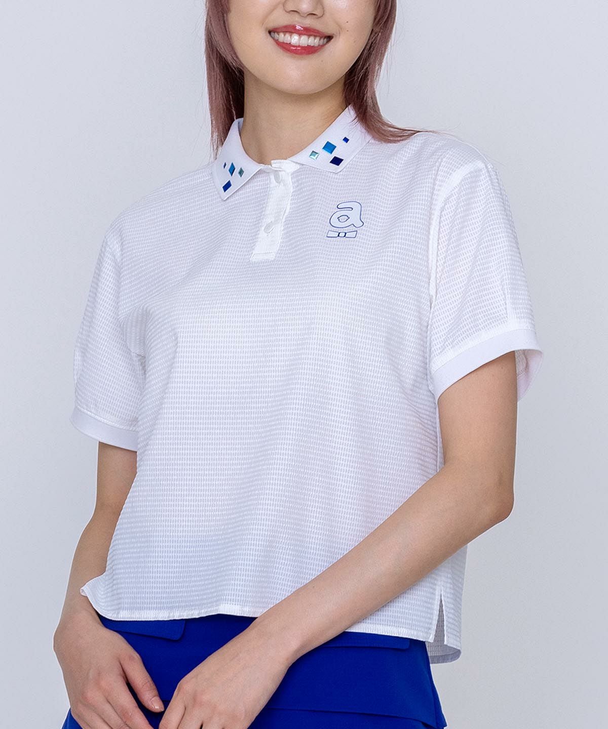 モデル着用画像（ホワイト×ブルー）