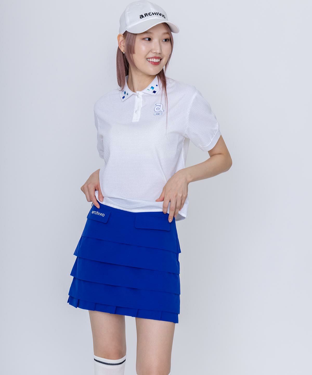 モデル着用画像（ホワイト×ブルー）