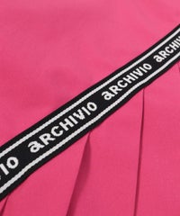 ロゴデザイン部分（ピンク）