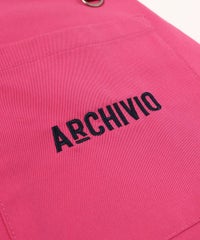 ロゴデザイン部分（ピンク）