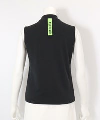 バックテープUVノースリプルオーバー(ブラック)後ろ