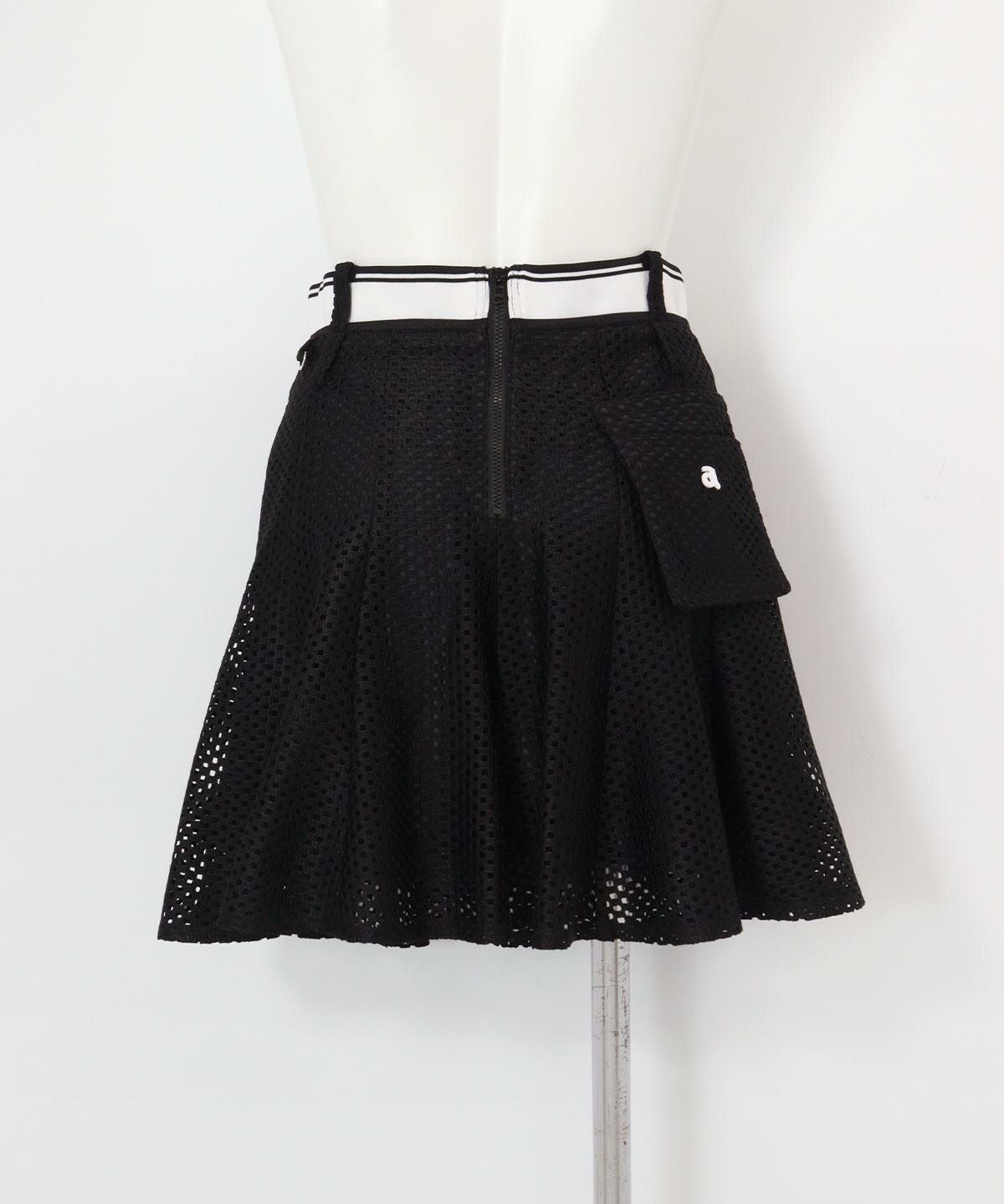 UV冷感メッシュフレアスカート(ブラック)後ろ