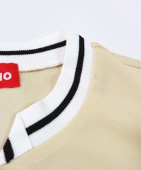 首元アップ(ベージュ)