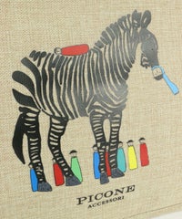 デザイン部分（グレー）