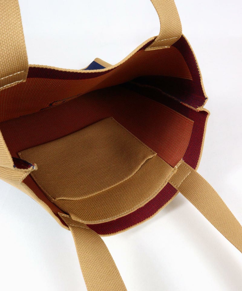 内側部分（ネイビー）