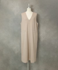 Vネックジャンパースカート（ベージュ）
