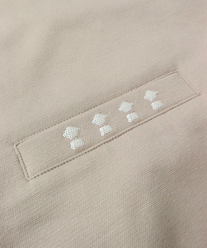 デザイン部分（ベージュ）