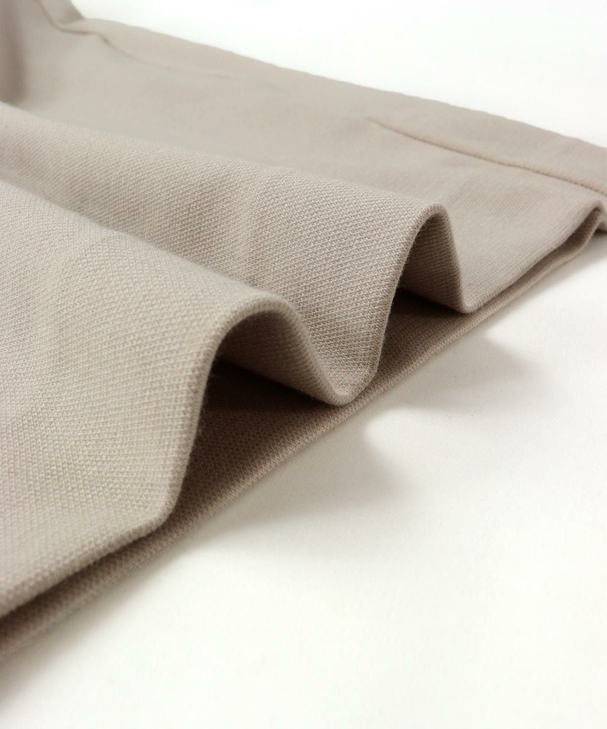 生地感（ベージュ）