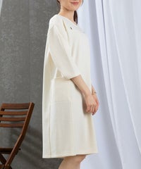 モデル着用画像（ホワイト）