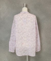 総柄シアーブラウス後（ピンク）